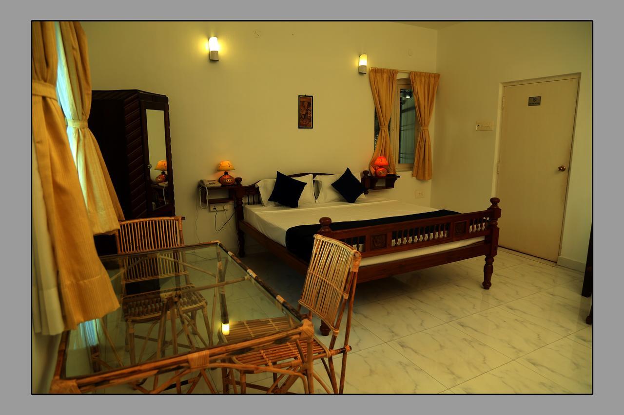 Hotel Le Capucin Puducherry Exterior foto