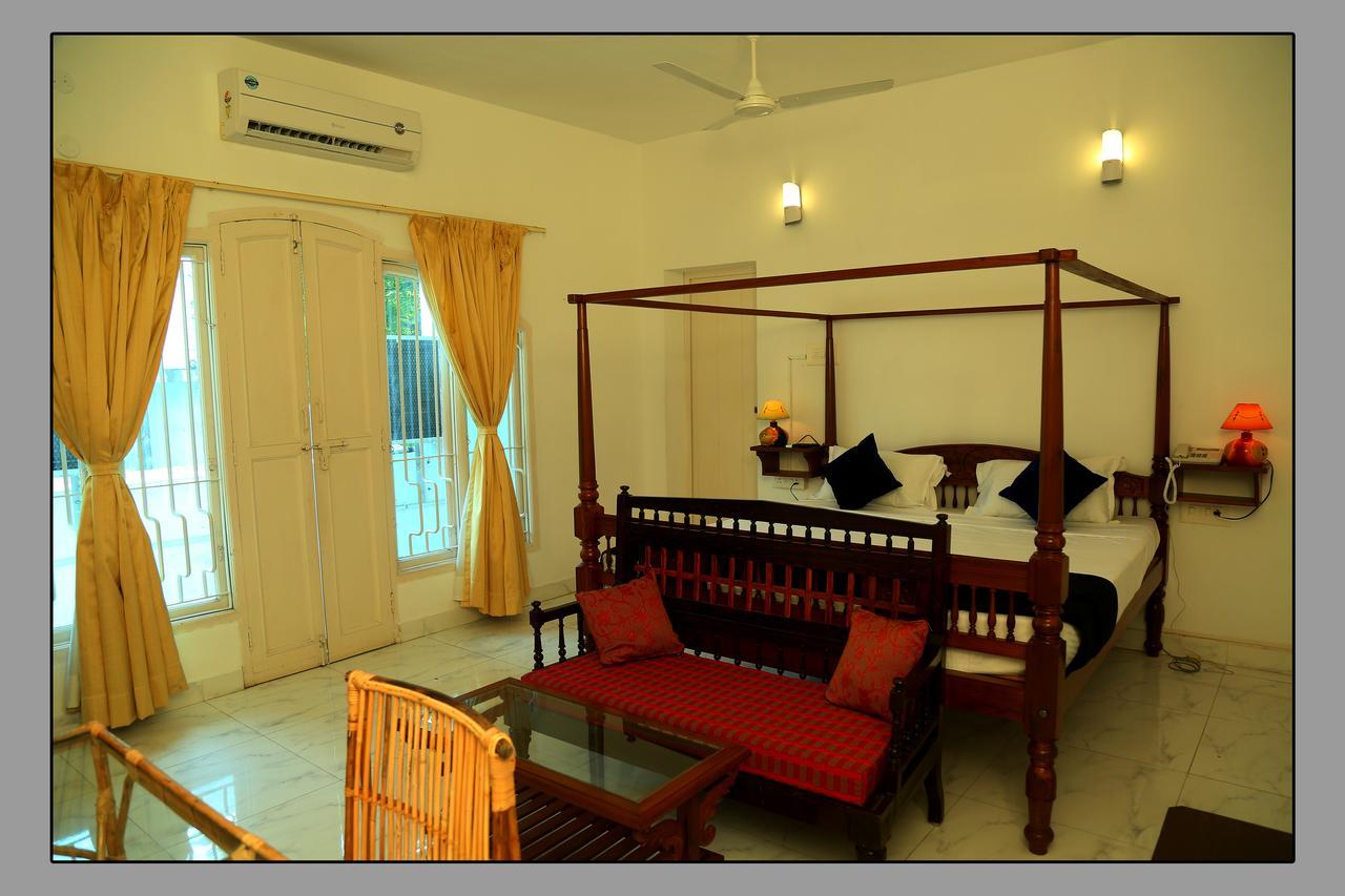 Hotel Le Capucin Puducherry Exterior foto